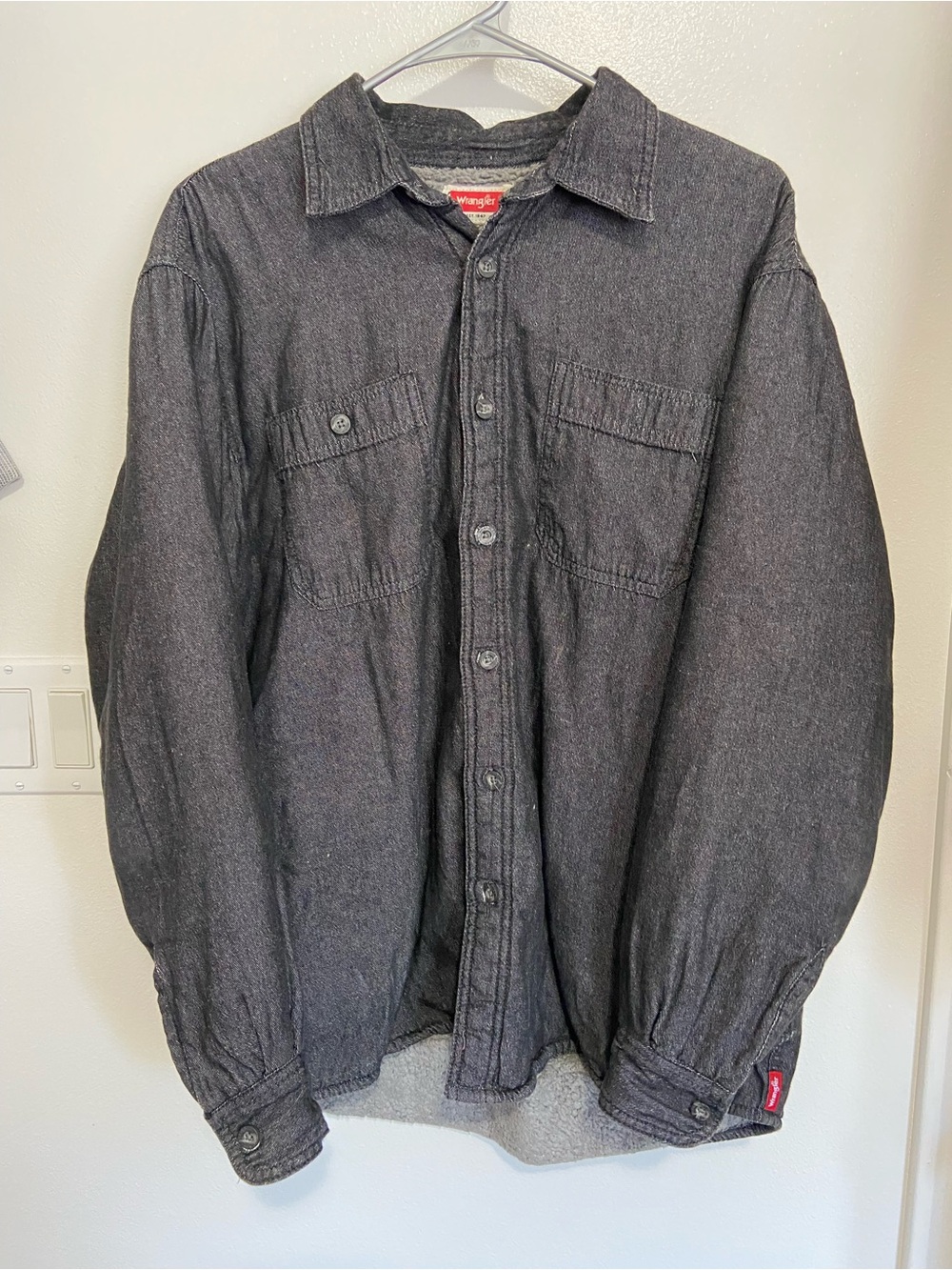 Wrangler Charcoal Button-Up Shirt with Sherpa Lining